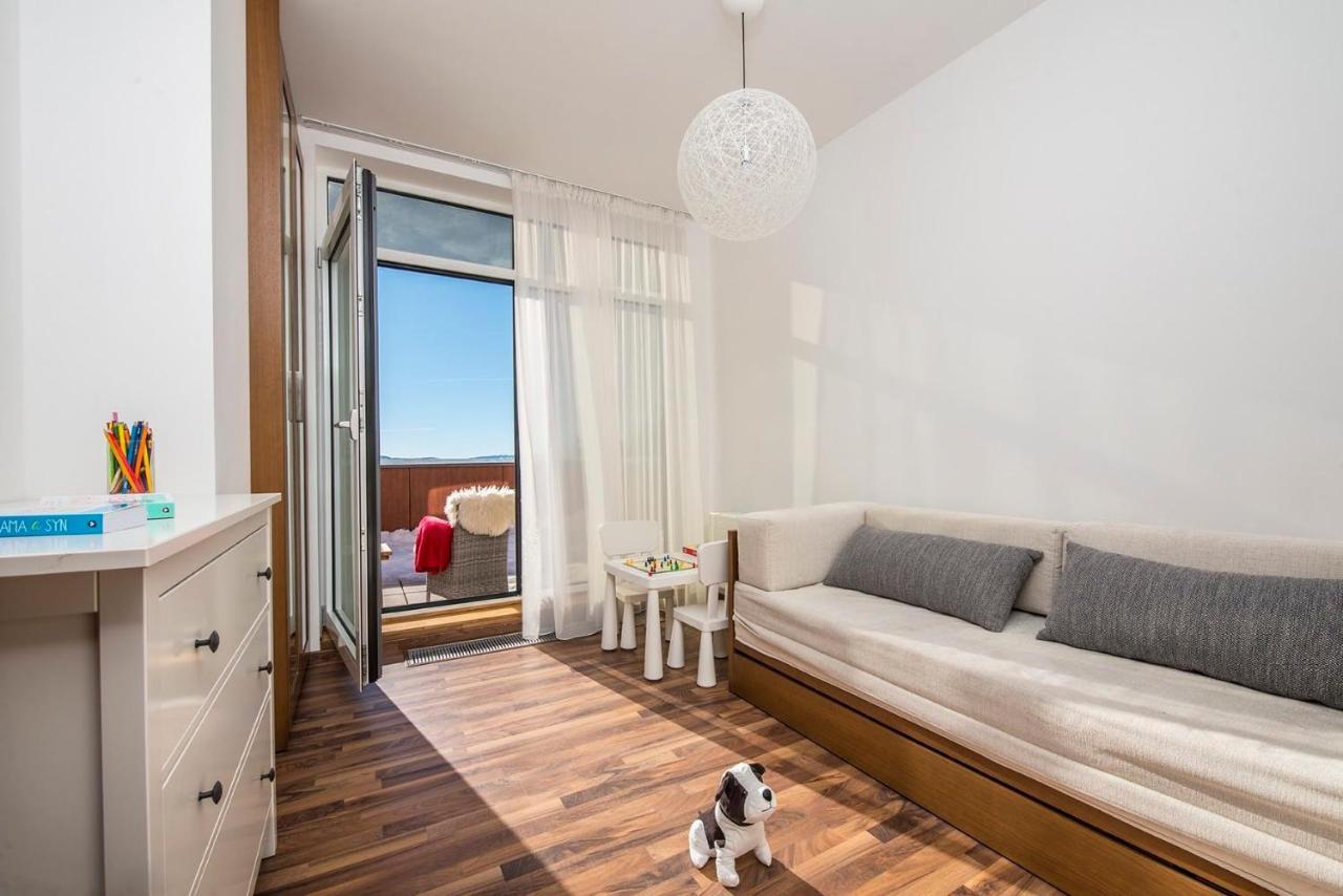 Apartman Viktoria, Apartment House Oliver Štrbské Pleso Екстериор снимка